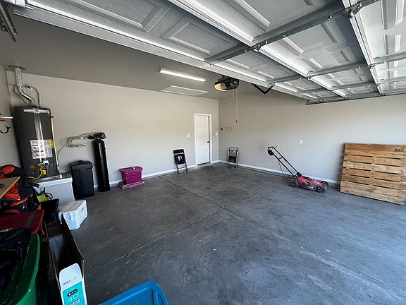 3rd image of 1634 Twin Falls Dr