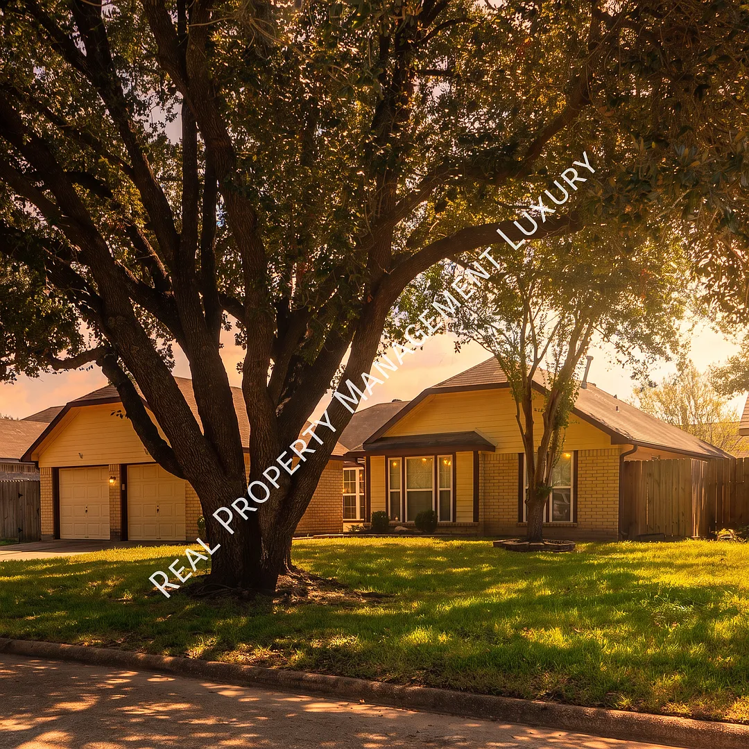 Charming Cypress Home With Spacious Living and Flexible Floor Plan — Photo 3