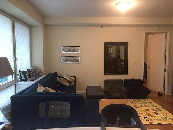 3rd image of 2638 28th St APT 3B
