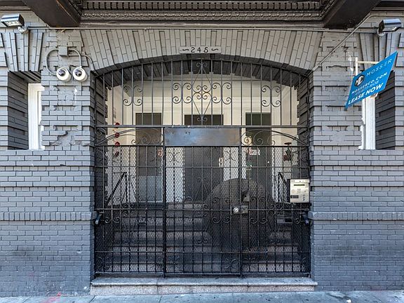 2nd image of 245 Leavenworth St APT 6