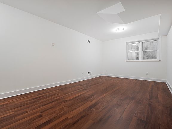 4th image of 96 Meserole St APT 1A
