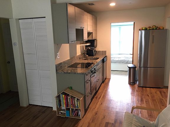 2nd image of 1316 SW 31st St