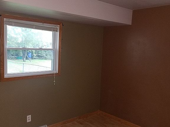 5th image of 4725 Orchard Ave