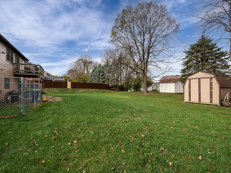 4078 Margate Dr — Photo 34