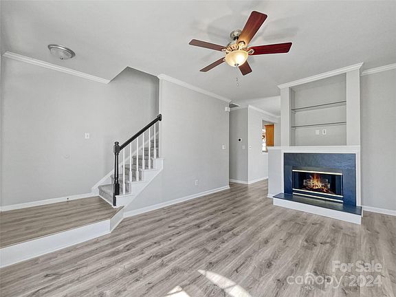 3rd image of 8913 Treyburn Dr