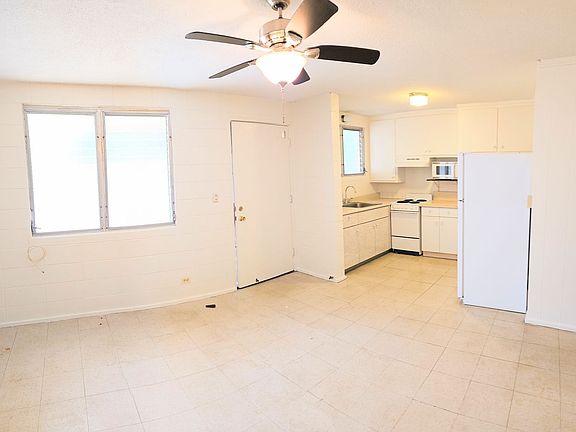 2nd image of 837 Lukepane Ave APT B