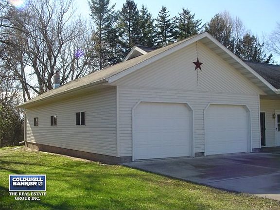 6 Car garage,3 overhead doors