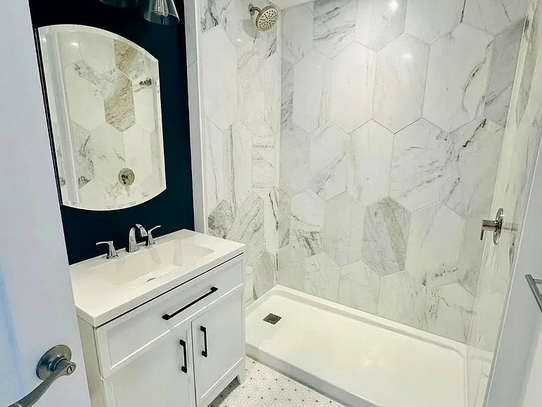 412 Main St #3 — Photo 6