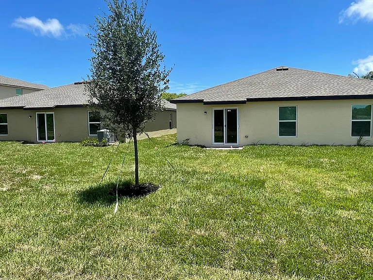 749 Worlington Ln — Photo 29
