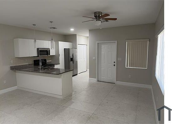 1st image of 824 NW 2nd Ave APT 1