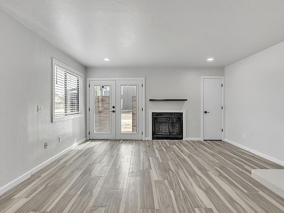 4th image of 11560 N May Ave #102