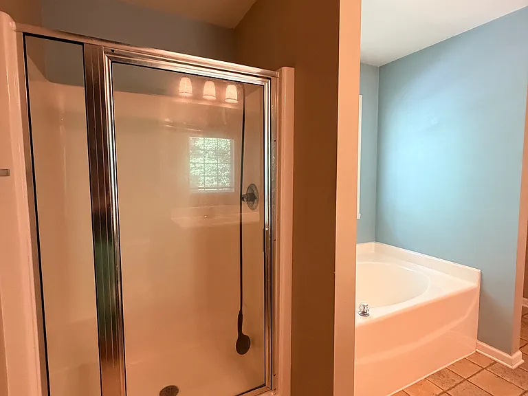 4566 Woodway Dr — Photo 39