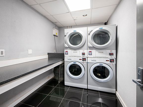 5th image of 68 Thompson St #5R