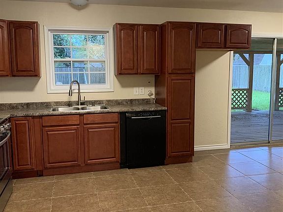 5th image of 311 Linda Ave