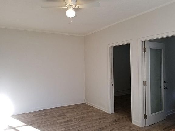 4th image of 1409 W 35th St