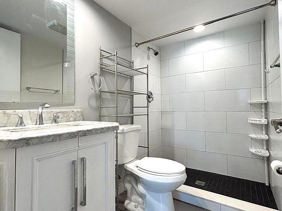 3rd image of 13830 Oneida Drive #G1