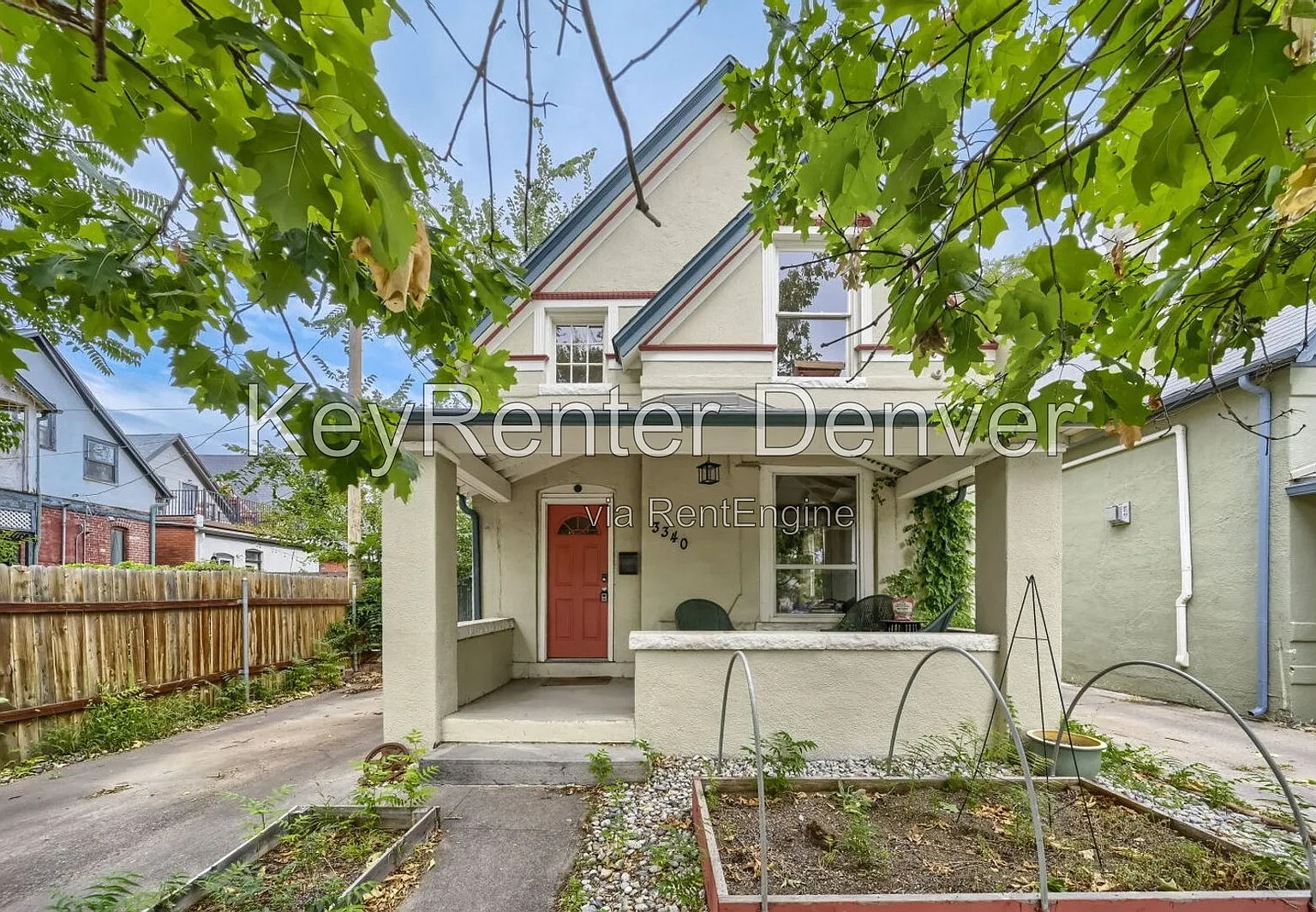 2 bed, 1.0 bath, 1700 sqft, $1,375 — Photo 1