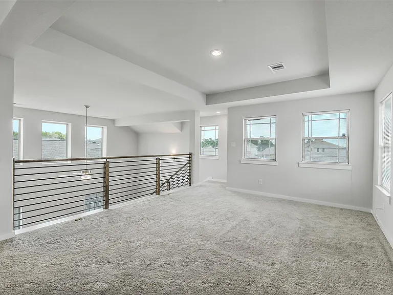 2734 Pheasant Hill Ct — Photo 23