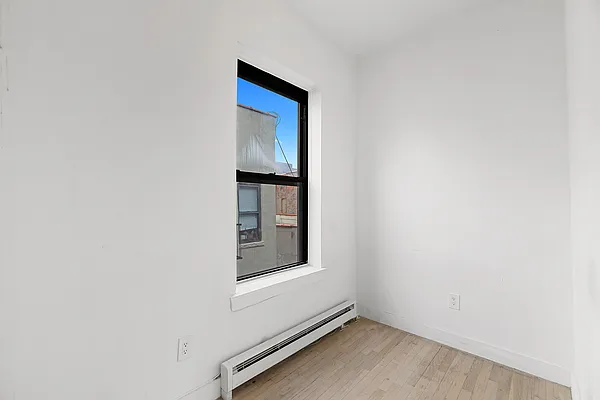 Rented by REAL New York | media 15