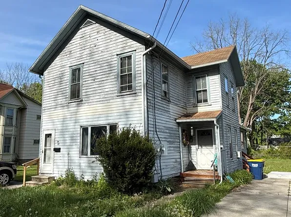 34 Pine St, Waverly, NY 14892