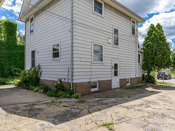 3rd image of 515 Toner Ave