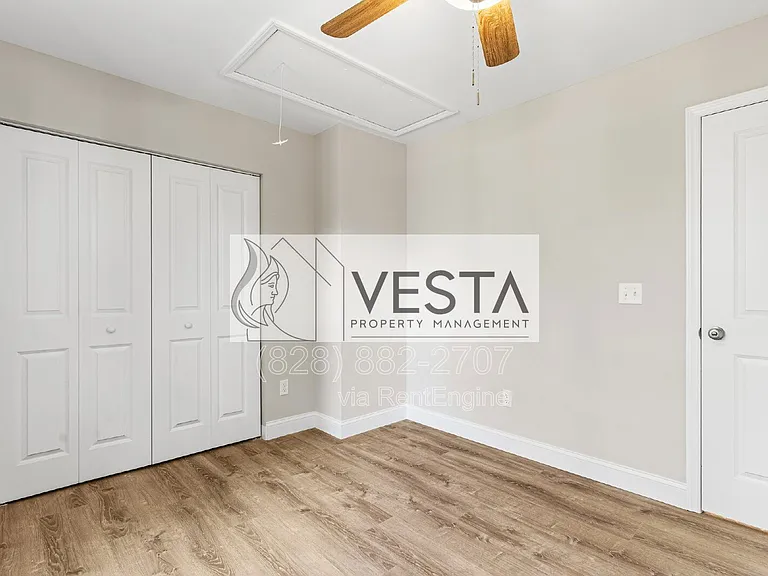 474 Hague Dr — Photo 22