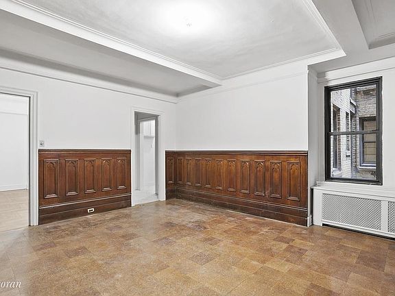 4th image of 70 E 96th St APT 6B