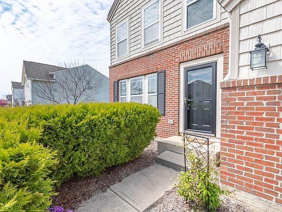3rd image of 3320 Belgreen Dr