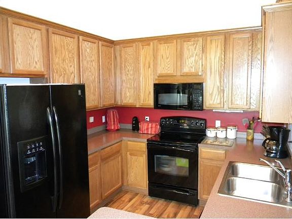 2nd image of 5180 Farnham Dr N