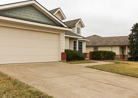 3rd image of 9812 George Bush Dr