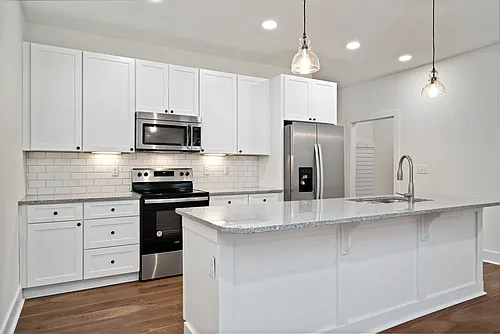 212 Baylor Ct Photo 1
