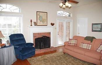 2nd image of 16007 Gladebrook Glen Ln