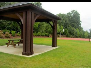 4345 Auburn Hills Dr, Raleigh, NC 27616