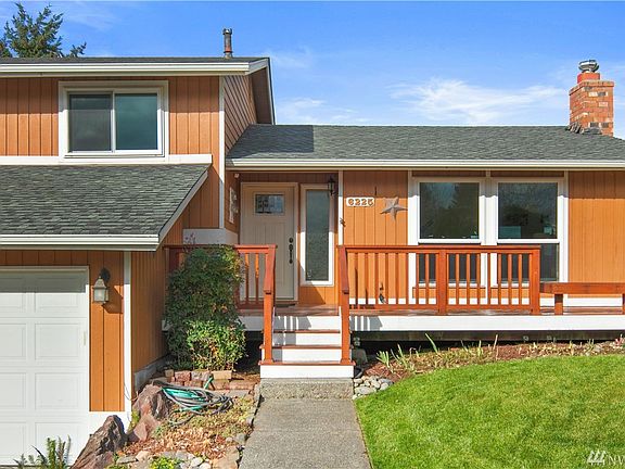2nd image of 6225 35th Way SE