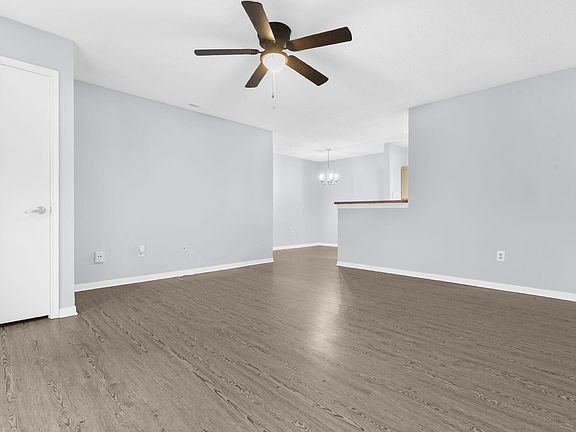 5th image of 2011 N Highway 17 Unit 1600K