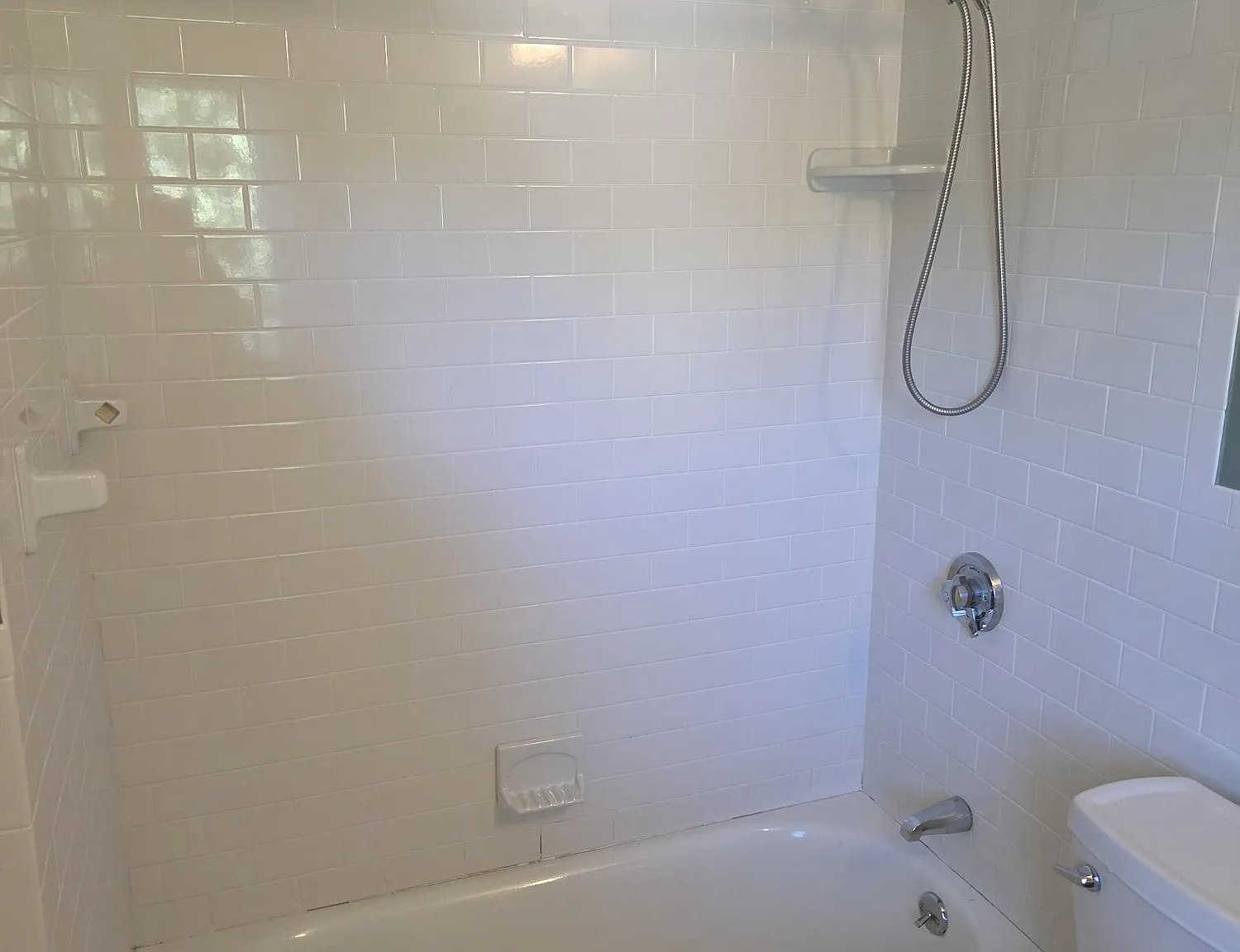 1 bed, 705 sqft, $2,100 — Photo 2