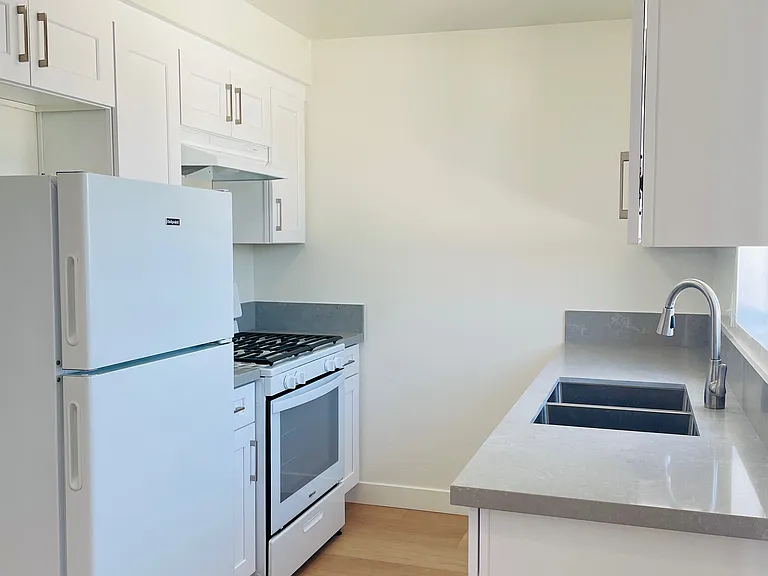 4777 W 132nd St #18 — Photo 9