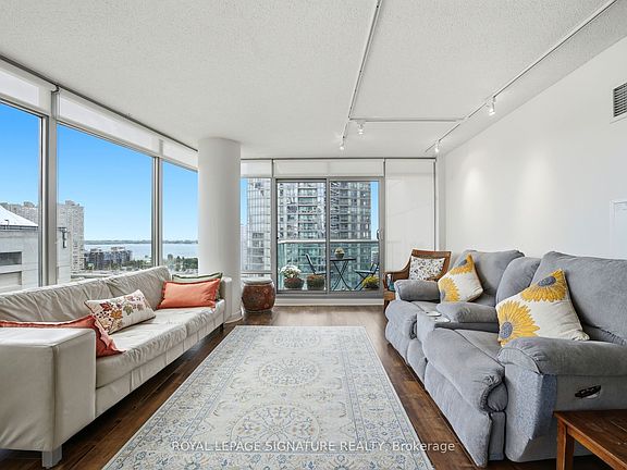 3rd image of 81 Navy Wharf Ct #1703