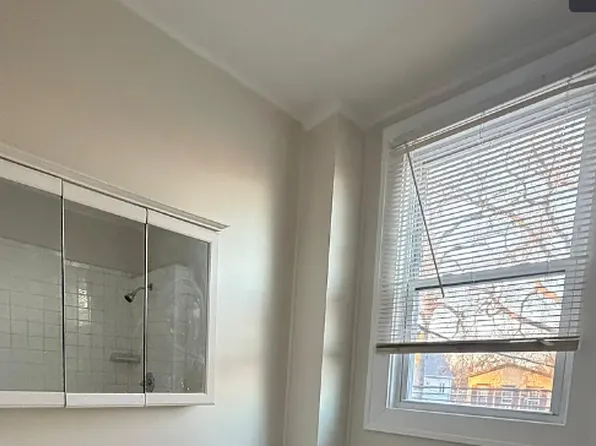 140 Sylvan Ave, Newark, NJ 07104