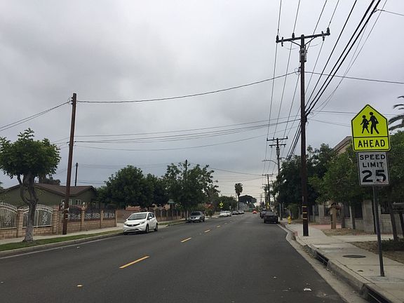4th image of 12935 Bess Ave