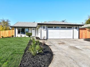 4623 Oakhollow Dr, Sacramento, CA 95842