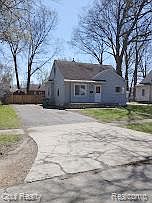 1st image of 33511 Pierce St