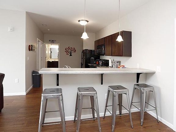 2nd image of 1717 W 10th St #623-A