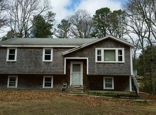 19 Dollins Rd, Bourne, MA 02532