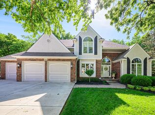 1605 Ridge Rd, Leavenworth, KS 66048