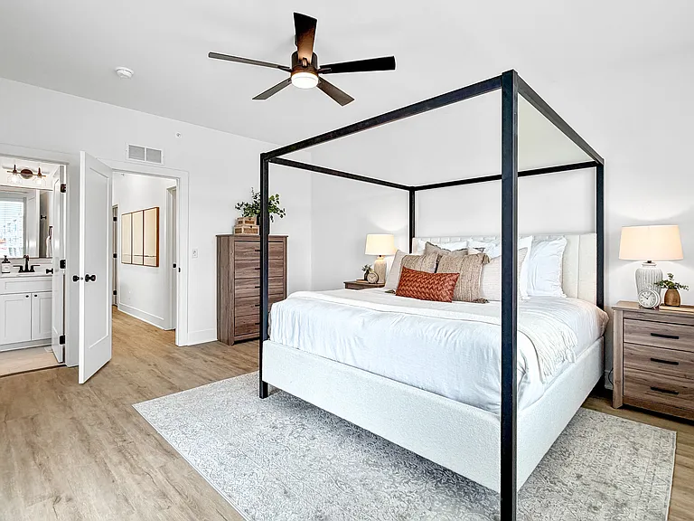 The Flats at West Glen — Photo 18