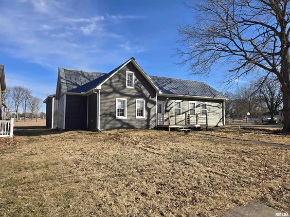 310 N Scofield St, Carthage, IL 62321