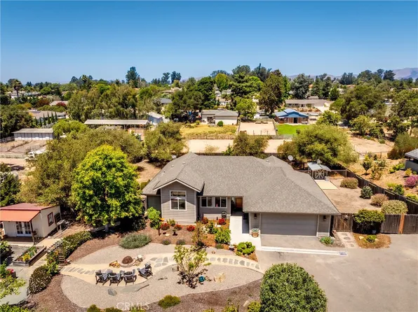 290 Casa Real Pl, Nipomo, CA 93444
