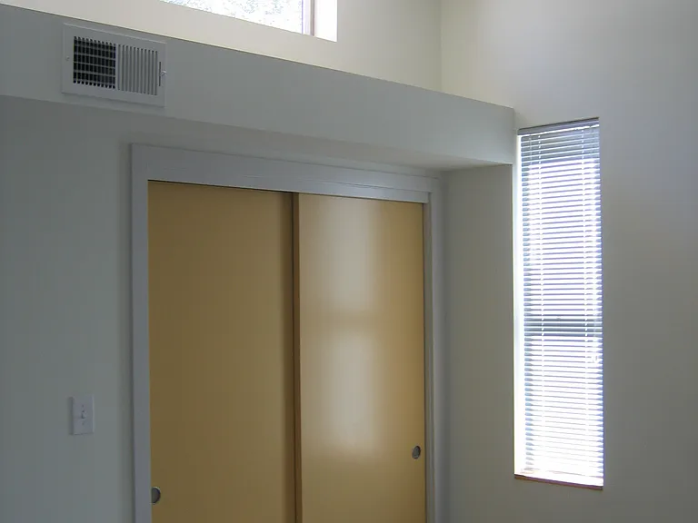 305 Jefferson St NE #305B — Photo 10