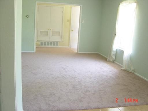 4th image of 313 FANTASIA DR